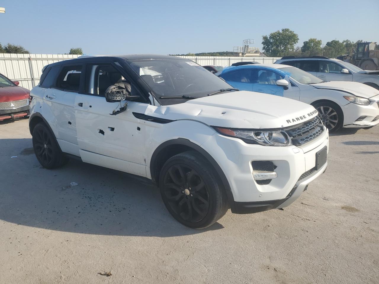 2015 Land Rover Range Rover - Image 4