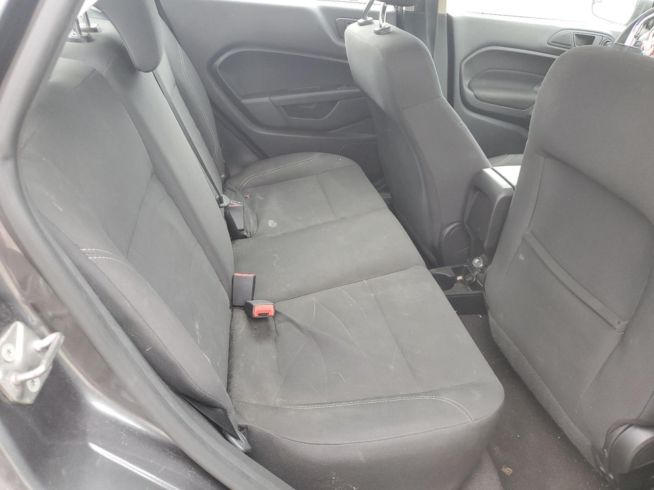 2018 Ford Fiesta - Image 10