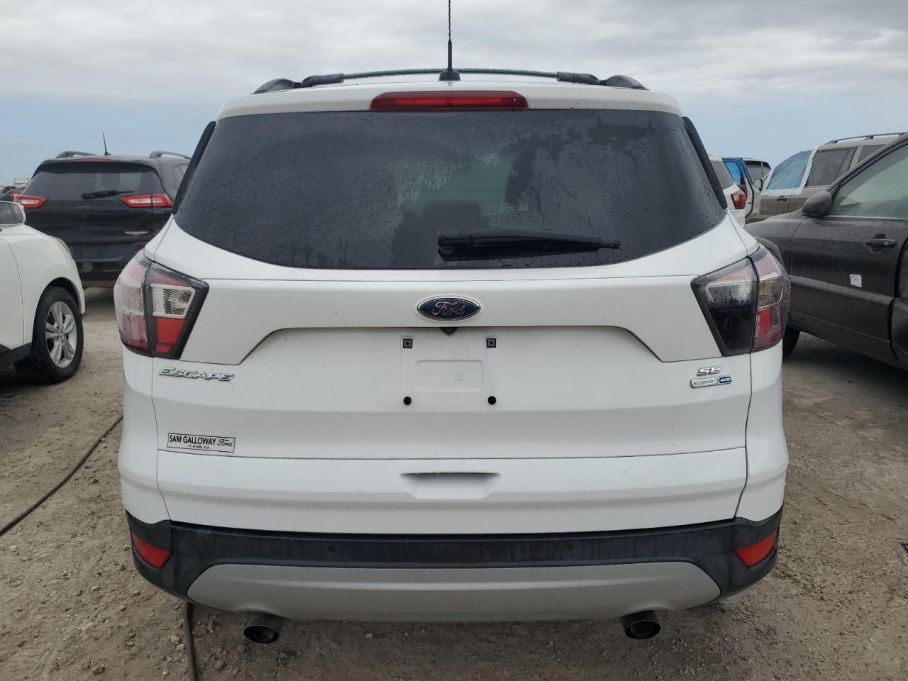 2017 Ford Escape Se VIN: 1FMCU9G99HUA07748 Lot: 75861114