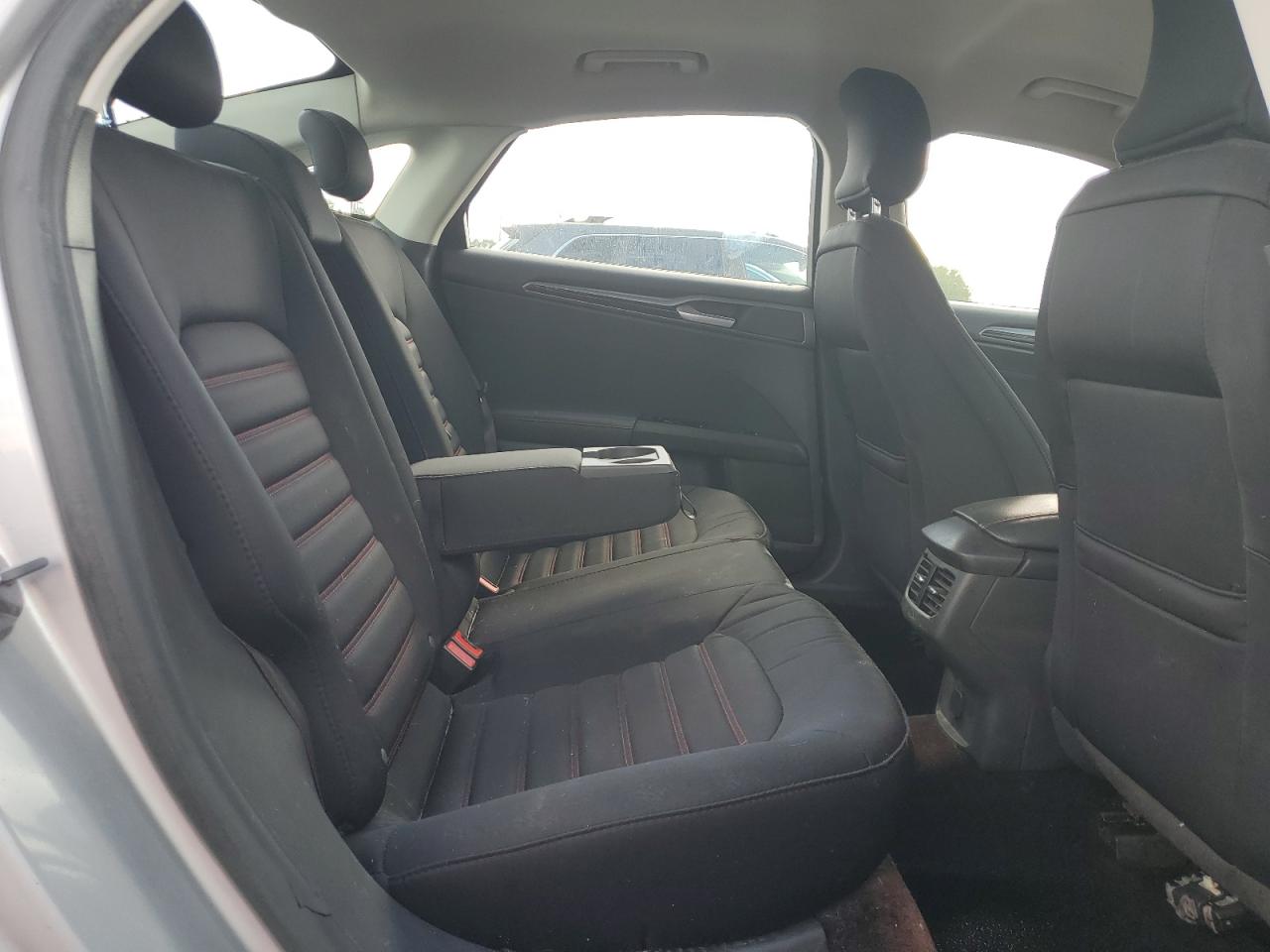 2015 Ford Fusion - Image 10