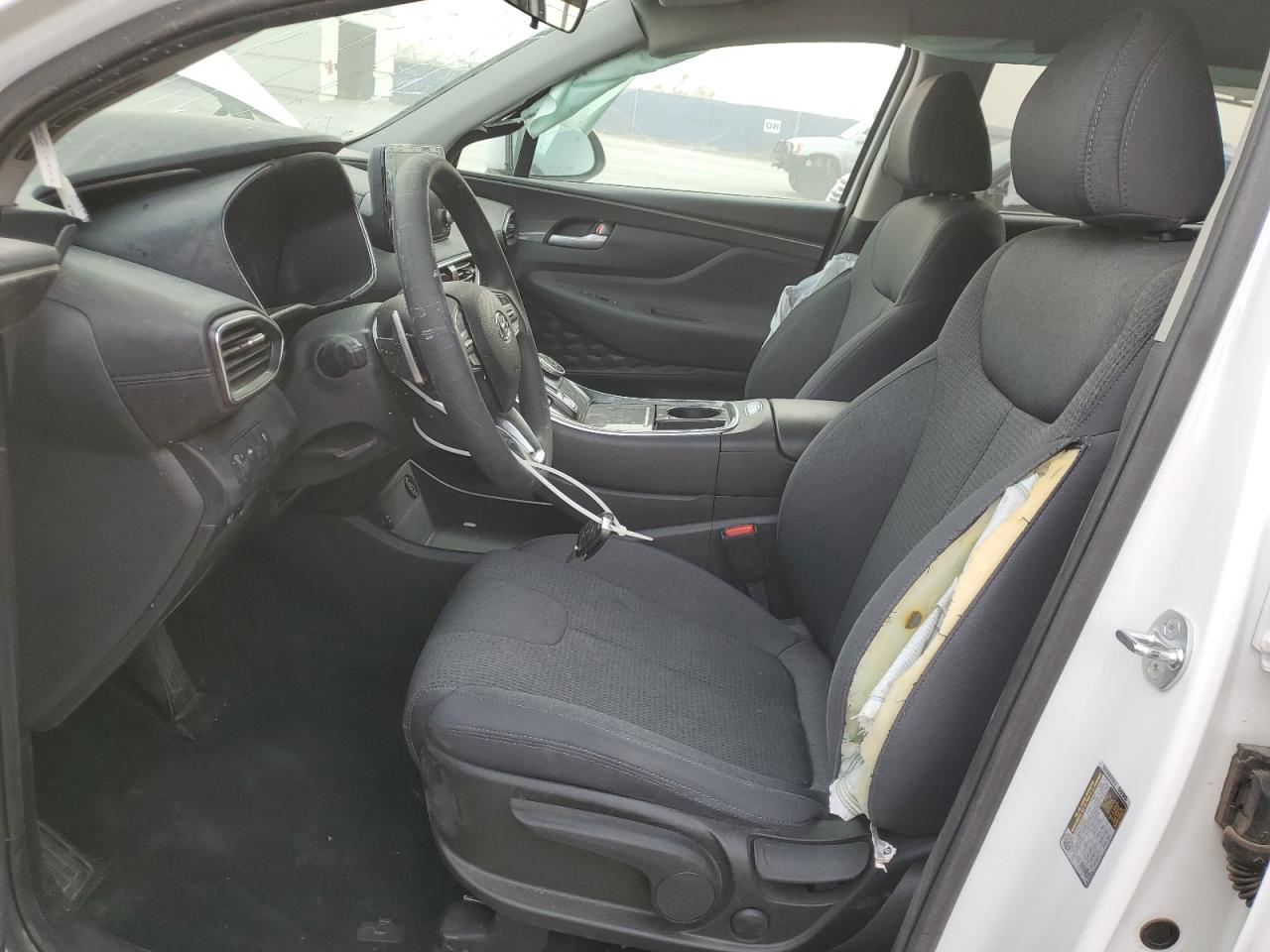 2023 Hyundai Santa Fe - Image 7