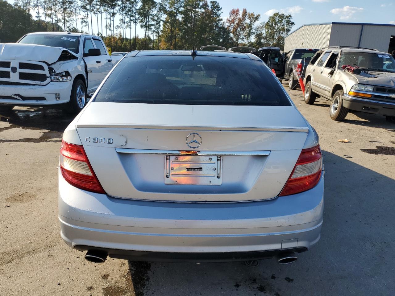 2011 Mercedes-Benz C 300 VIN: WDDGF5EB6BR173787 Lot: 77582894