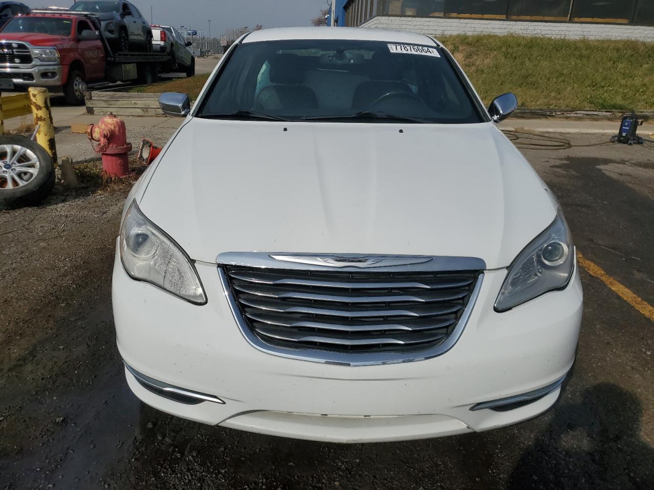 2013 Chrysler 200 Limited VIN: 1C3CCBCG2DN577912 Lot: 77876664