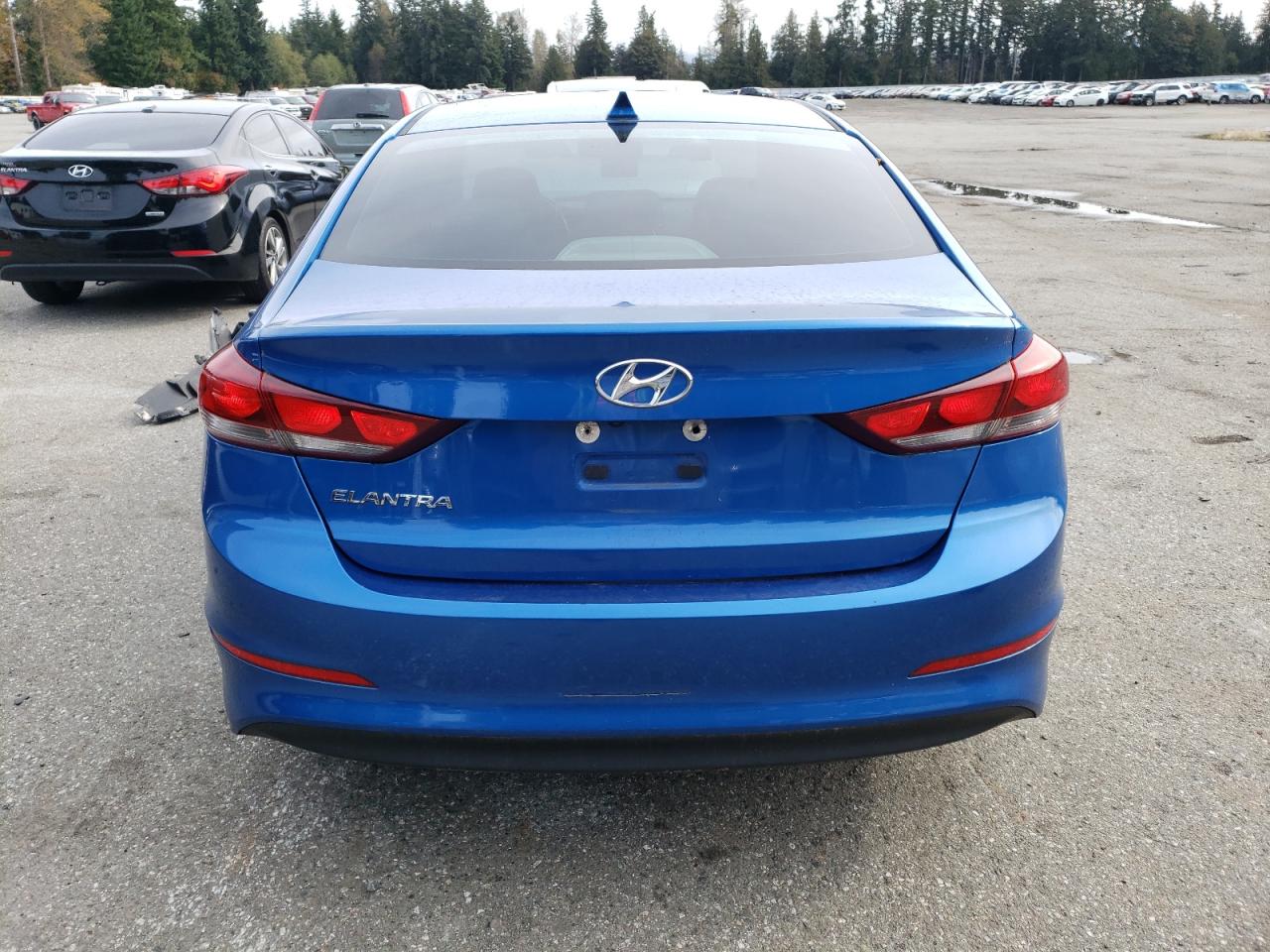 2018 Hyundai Elantra - Image 6