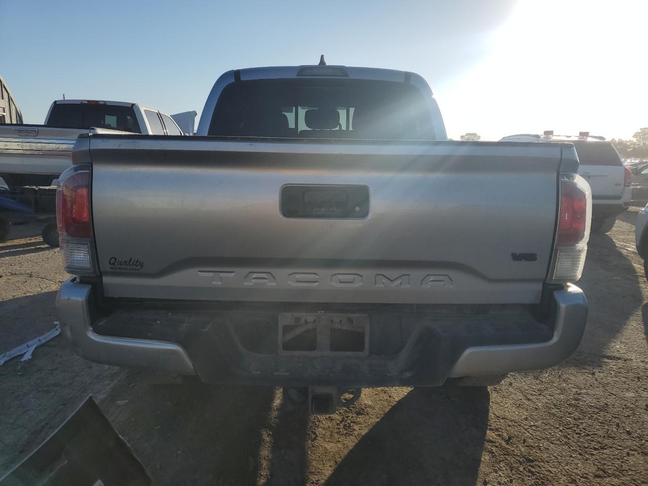 2022 Toyota Tacoma Double Cab VIN: 3TYCZ5AN0NT077471 Lot: 77364784