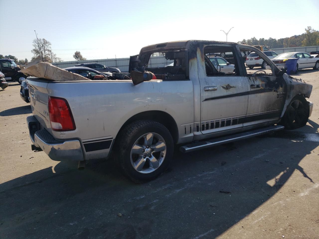 2016 RAM 1500 - Image 3