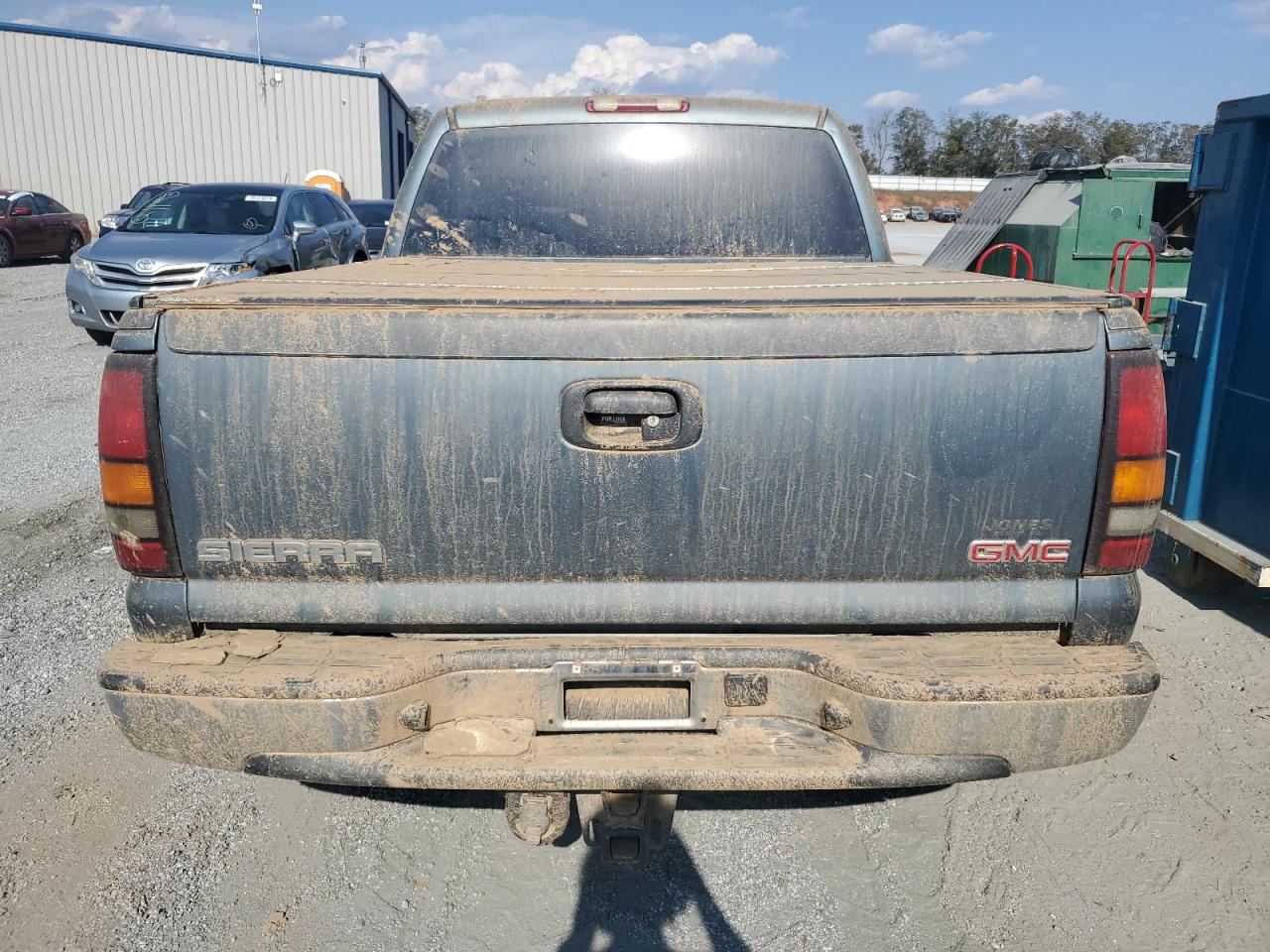 2006 GMC Sierra - Image 6