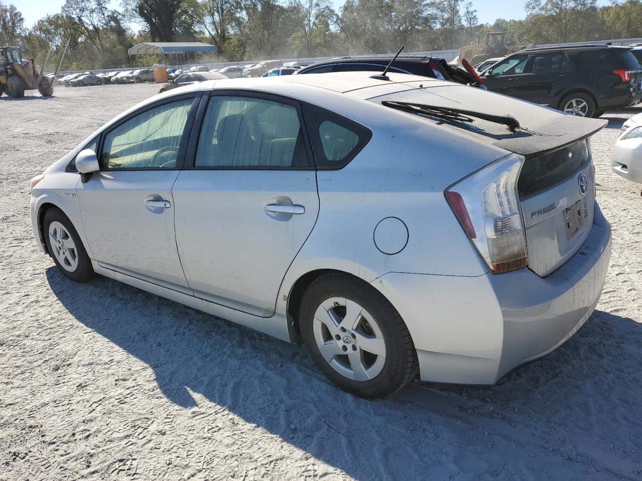 2011 Toyota Prius - Image 2