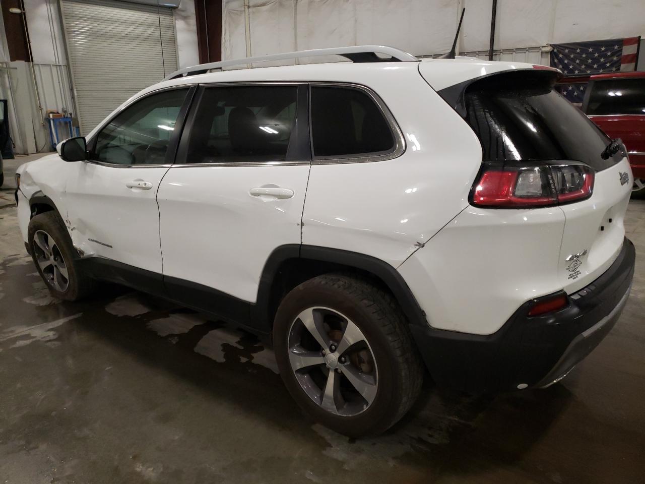 2019 Jeep Grand Cherokee - Image 2