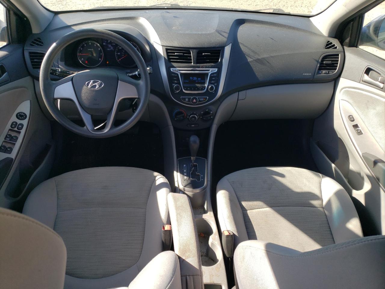 2016 Hyundai Accent - Image 8