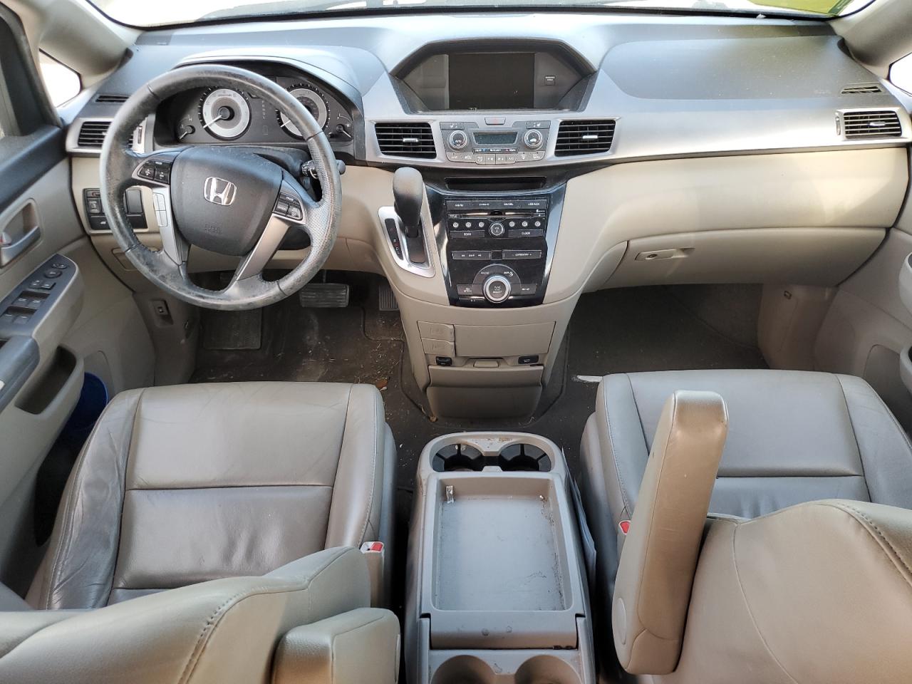 2012 Honda Odyssey - Image 8