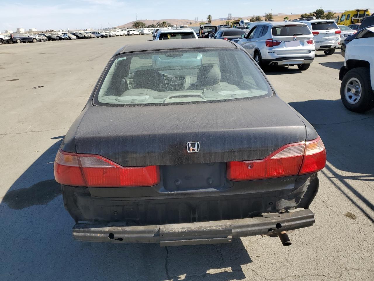 2000 Honda Accord Ex VIN: 1HGCG6688YA097853 Lot: 74769694