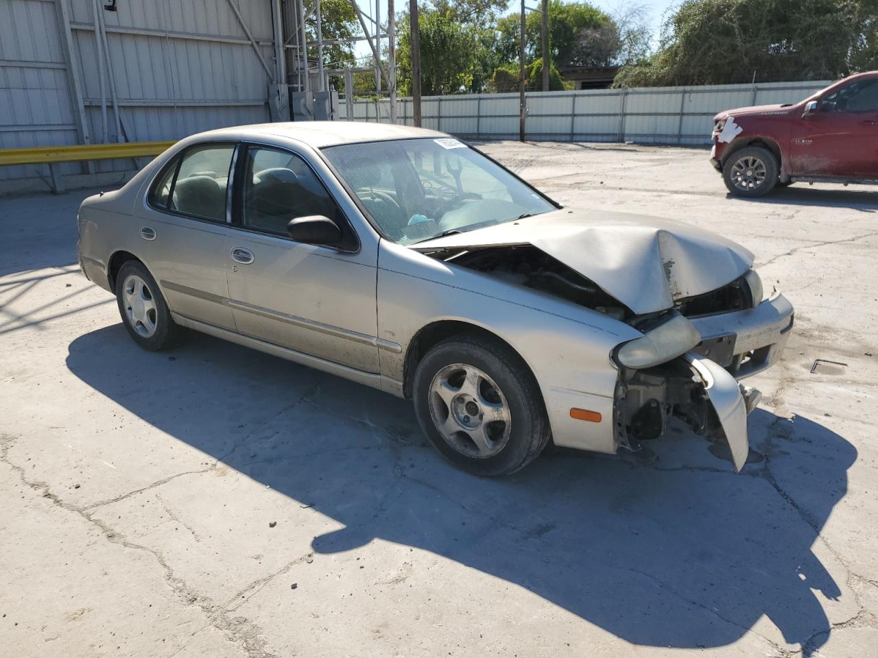 1997 Nissan Altima - Image 4