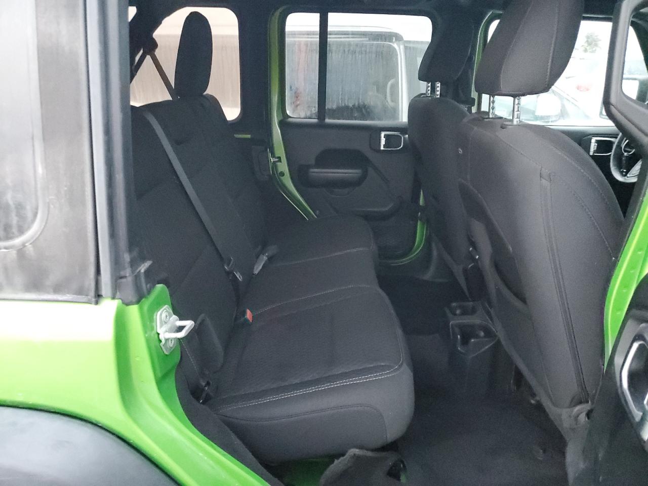 2019 Jeep Wrangler - Image 11