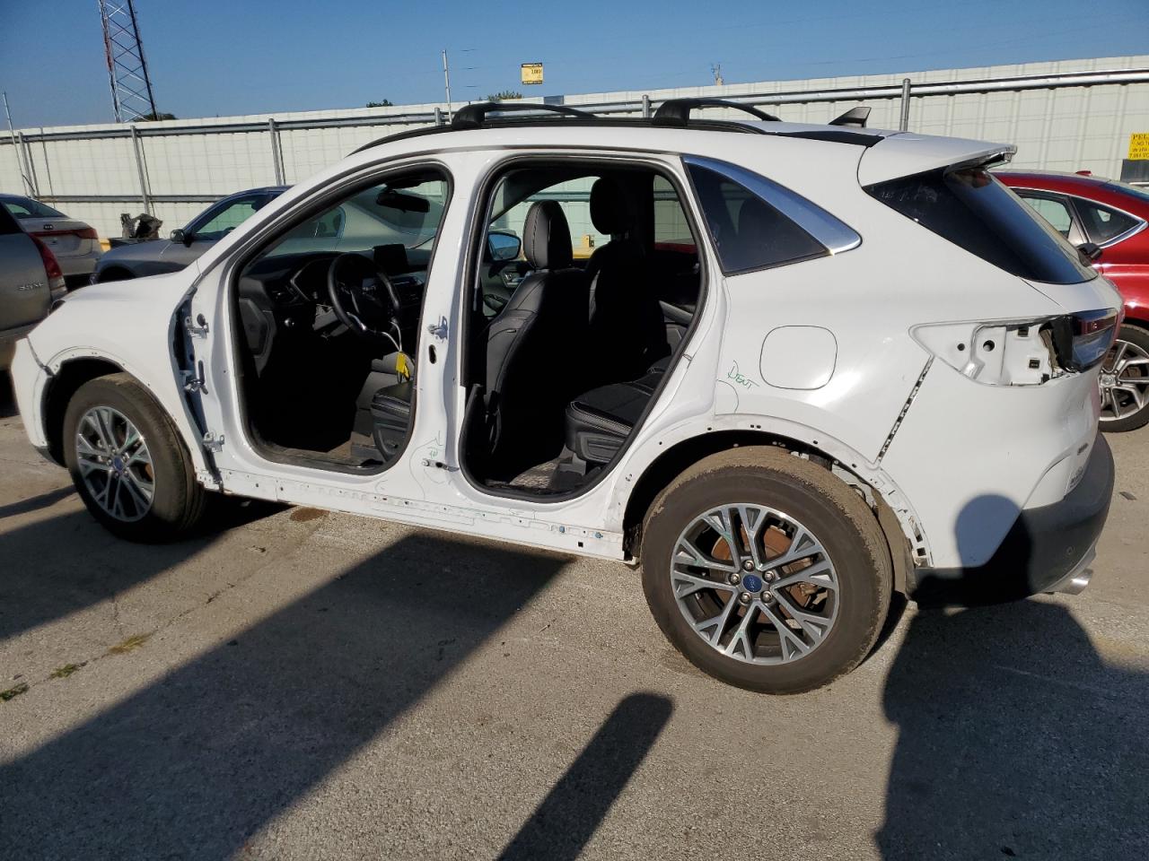 2022 Ford Escape - Image 2