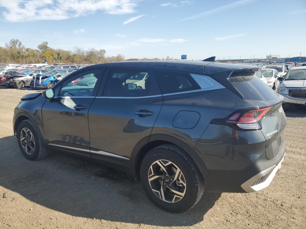 2024 Kia Sportage - Image 2