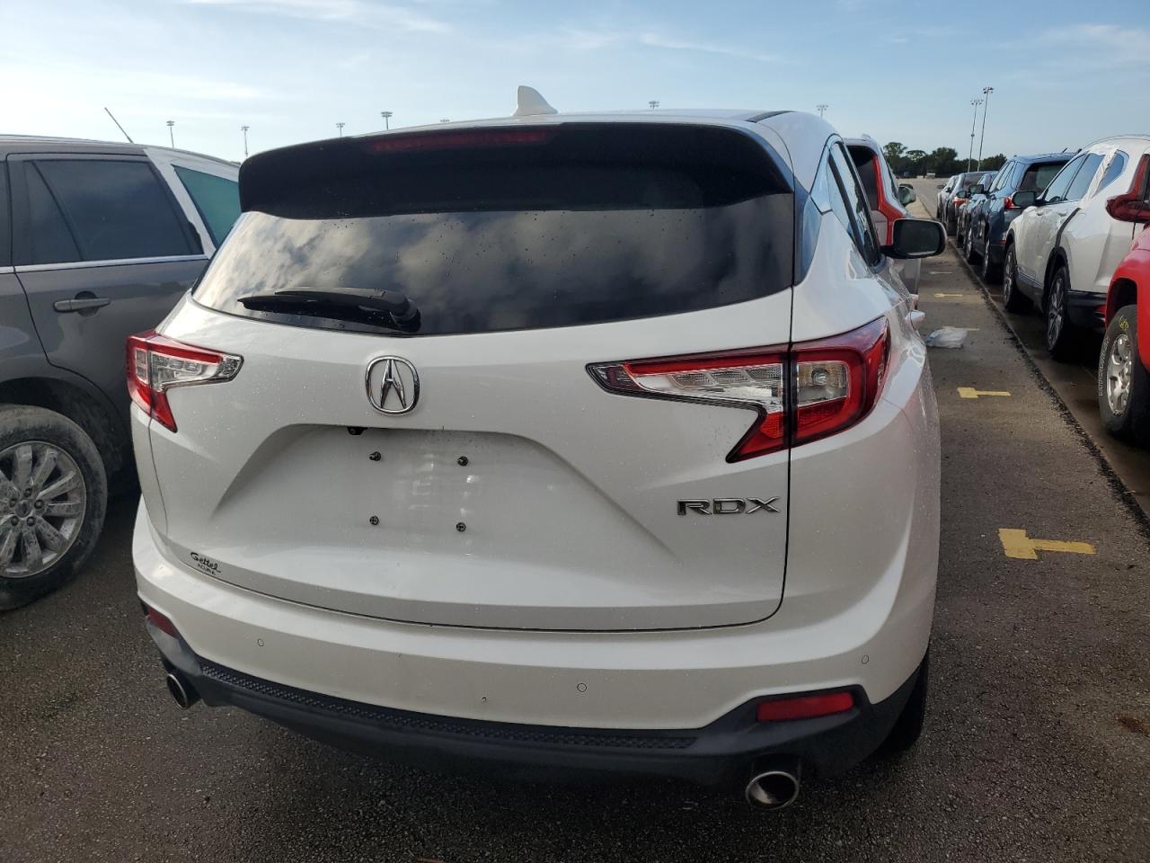 5J8TC1H77LL000528 2020 Acura Rdx Advance