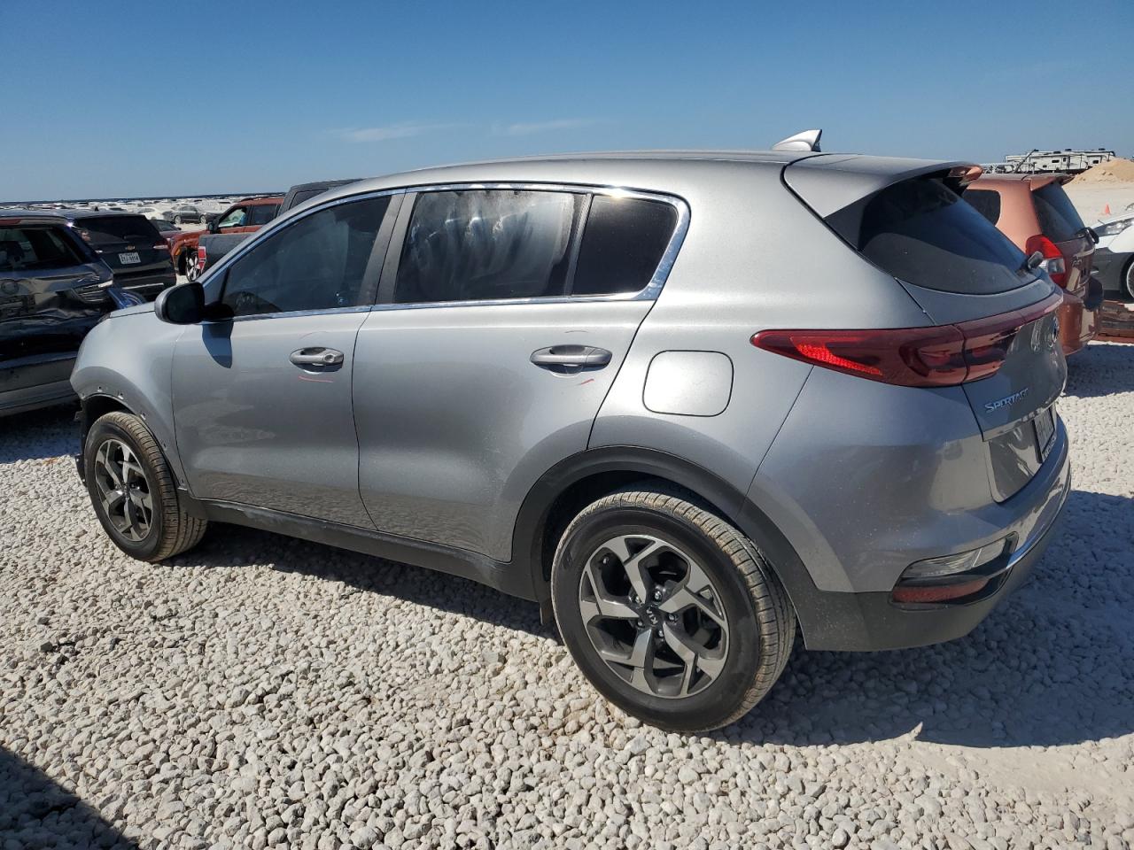 2022 Kia Sportage - Image 2