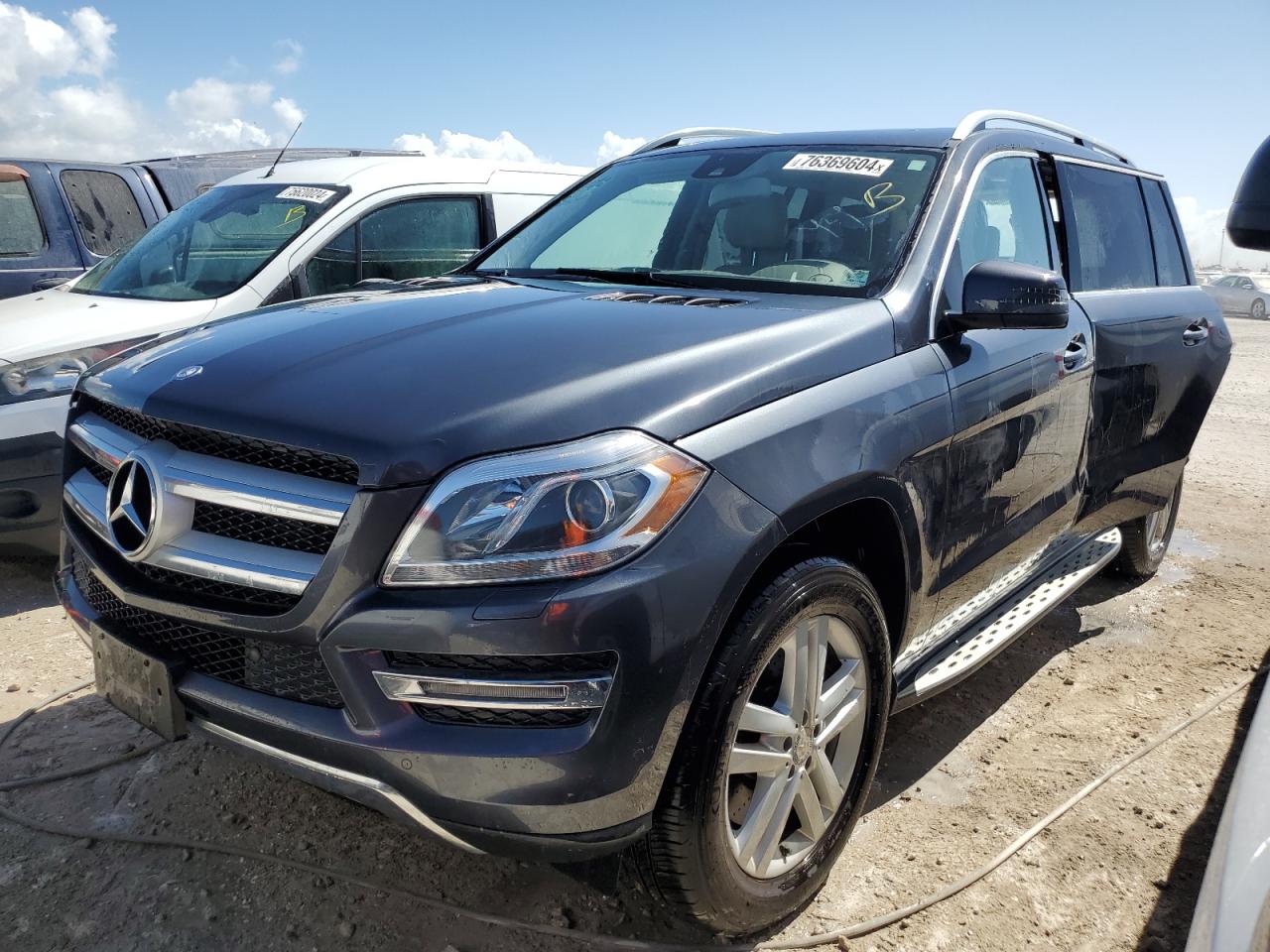 2013 MERCEDES-BENZ GL-CLASS