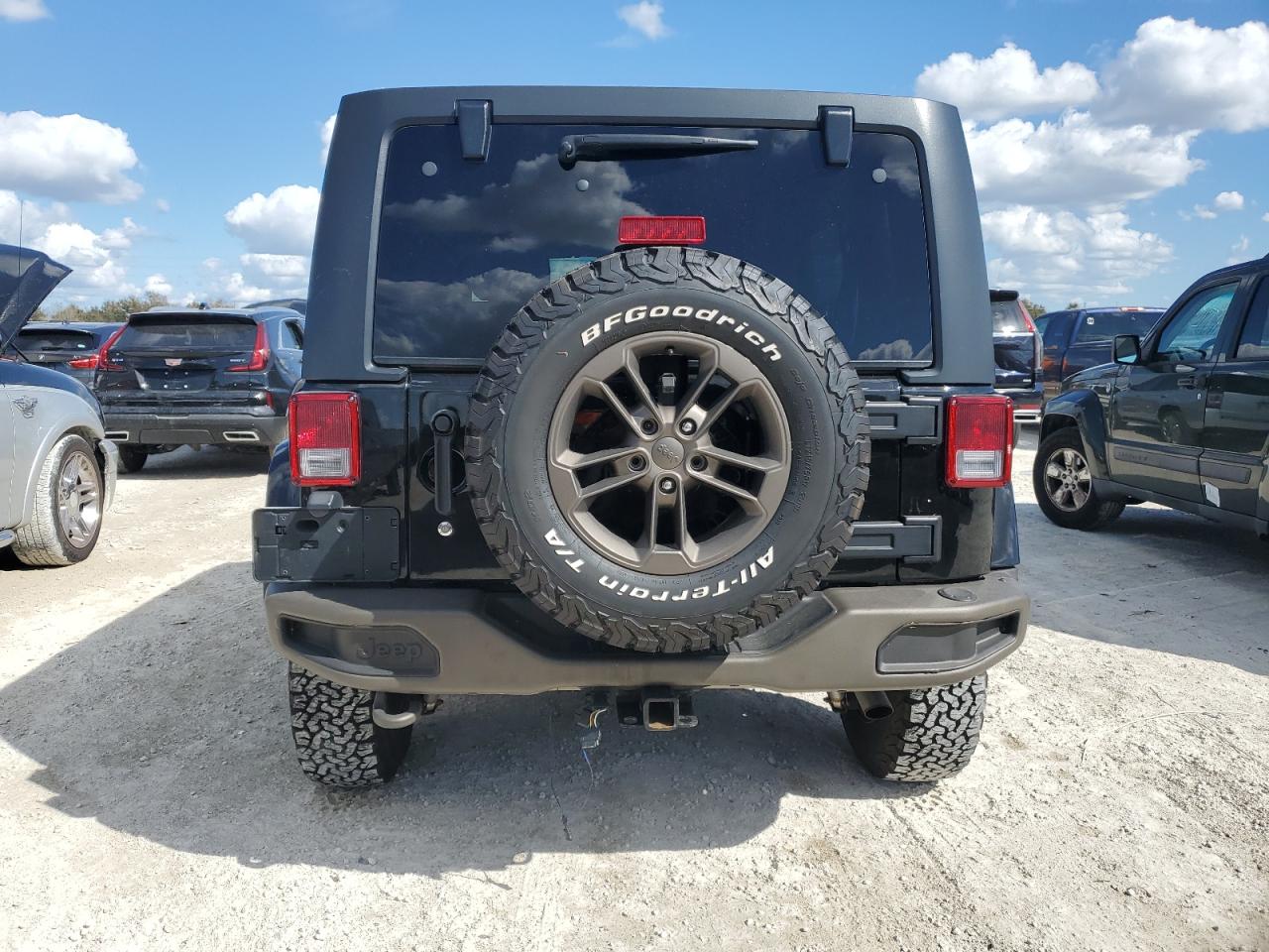 2016 Jeep Wrangler Unlimited Sahara VIN: 1C4BJWEG5GL238725 Lot: 74717204