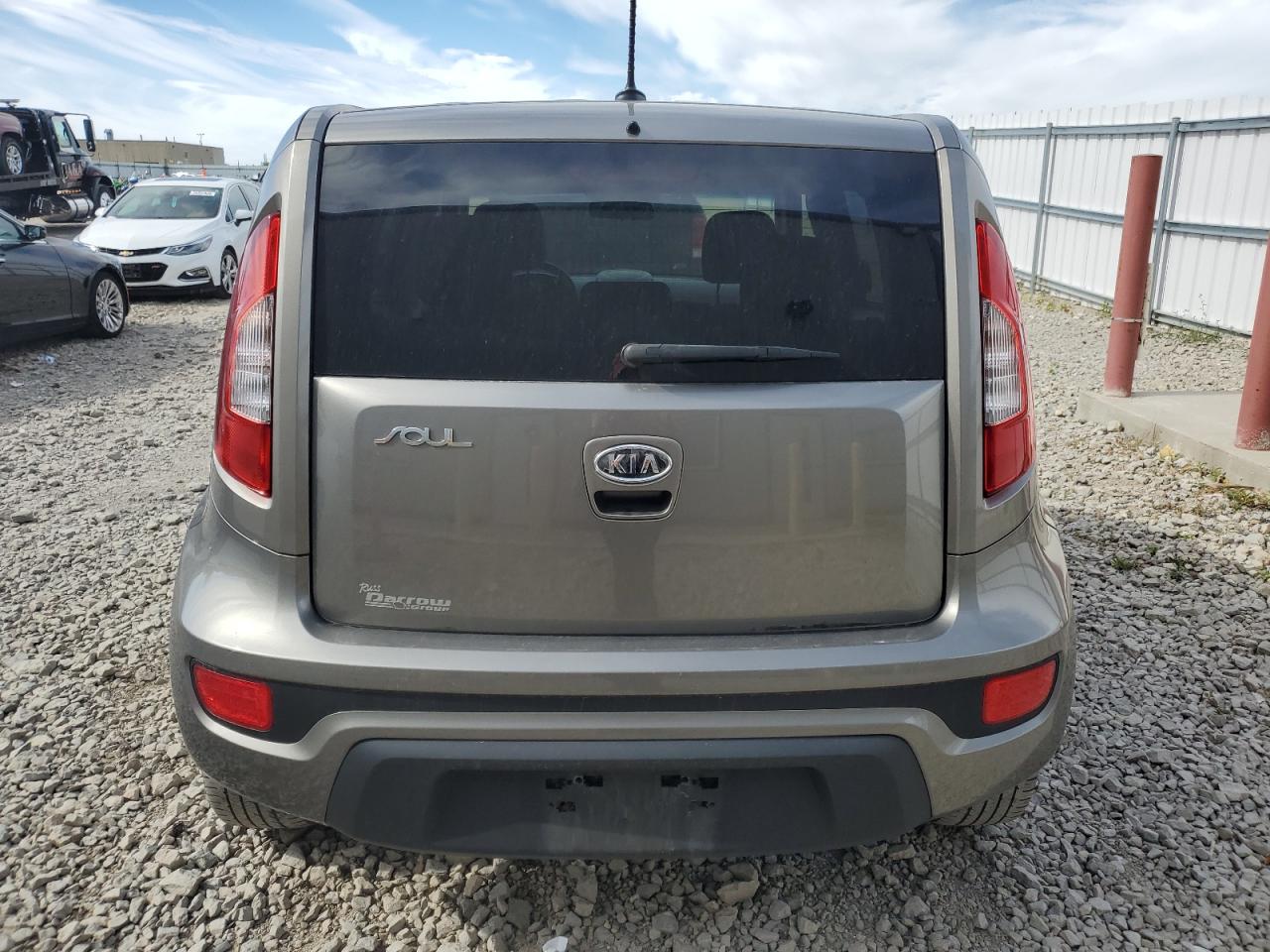 KNDJT2A67C7450878 2012 Kia Soul +