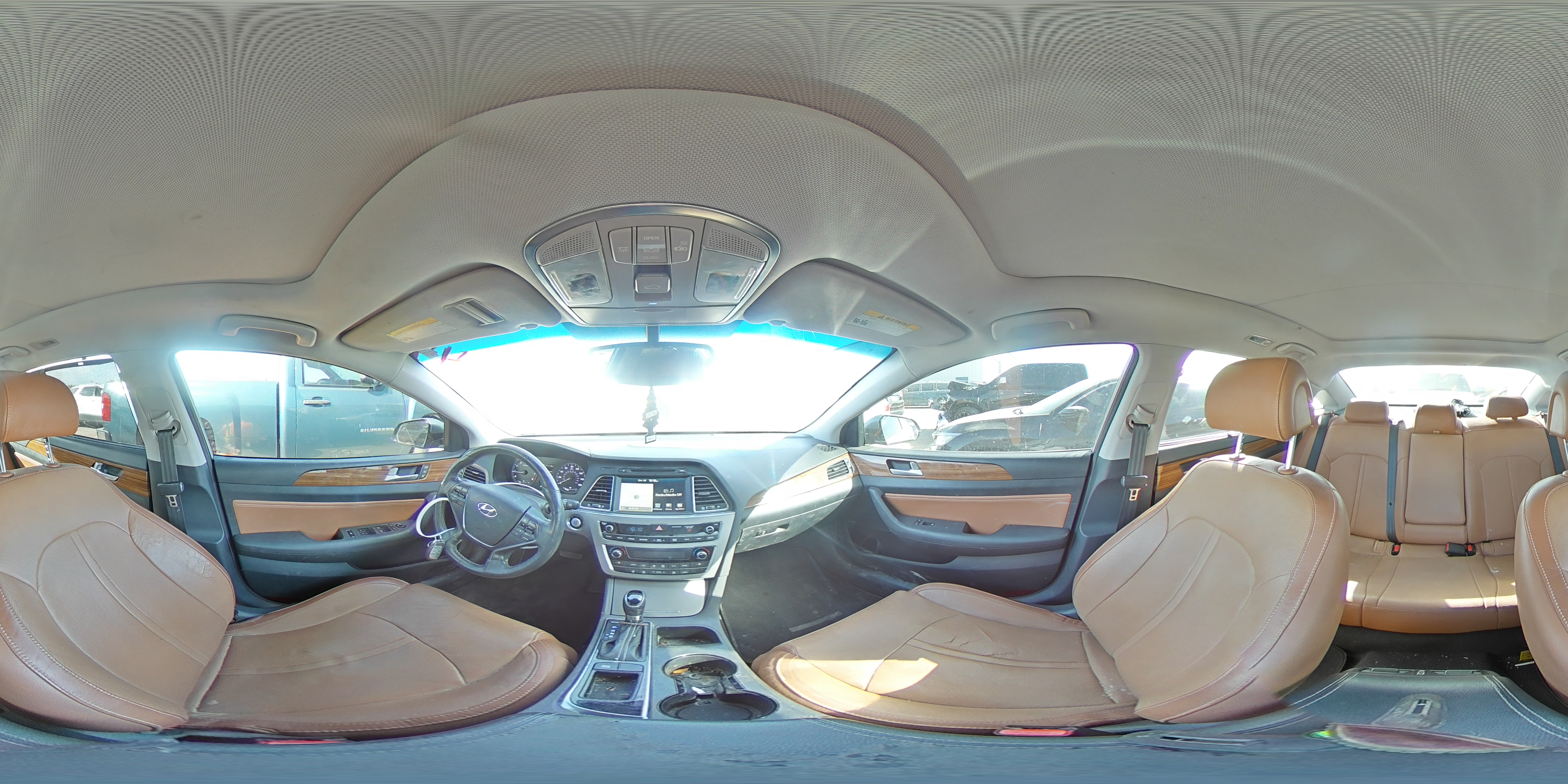 2015 Hyundai Sonata - Image 13