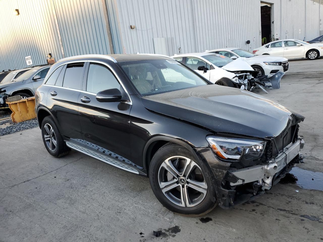 2021 Mercedes-Benz GLC - Image 4