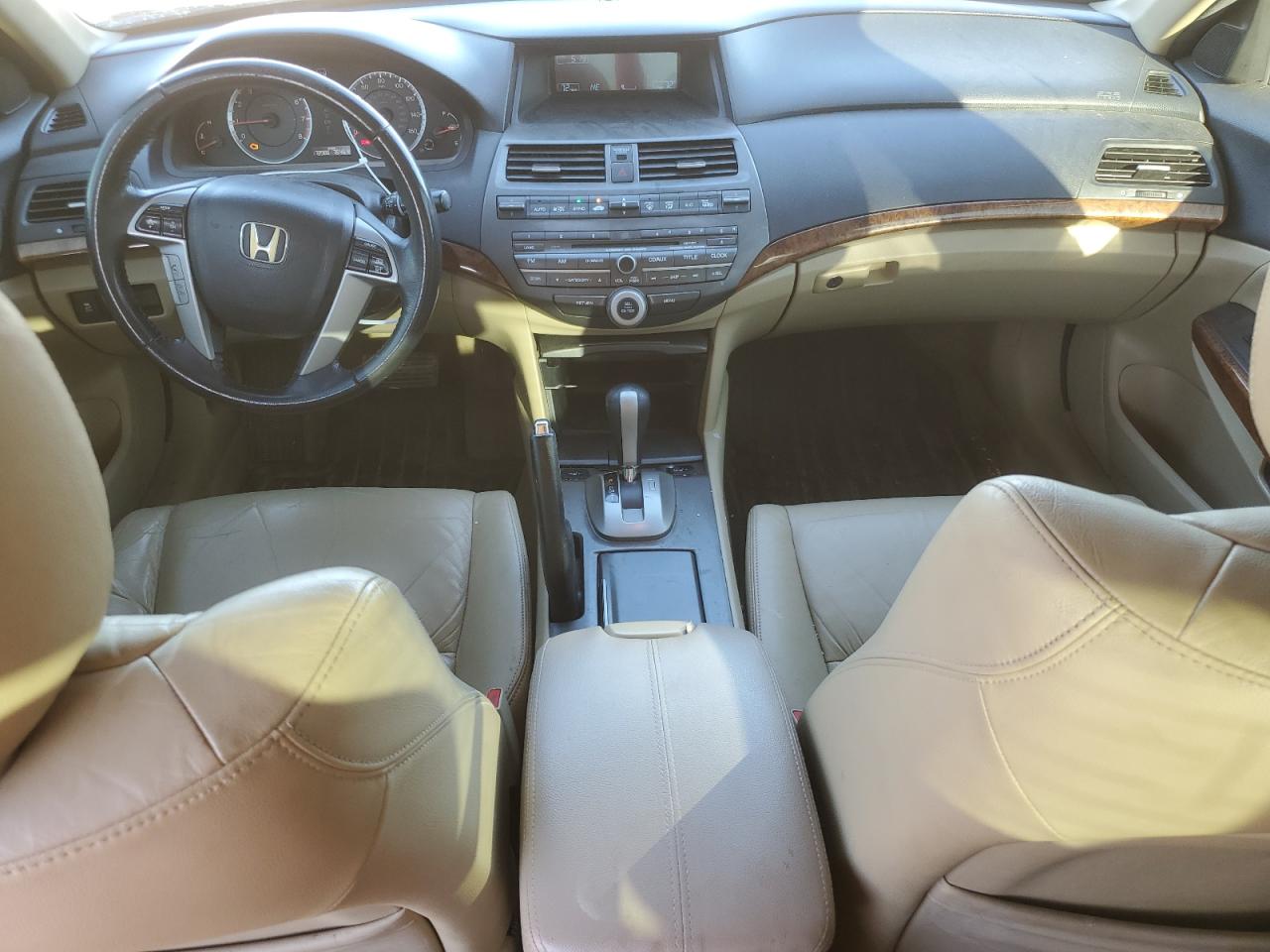 2012 Honda Accord - Image 8