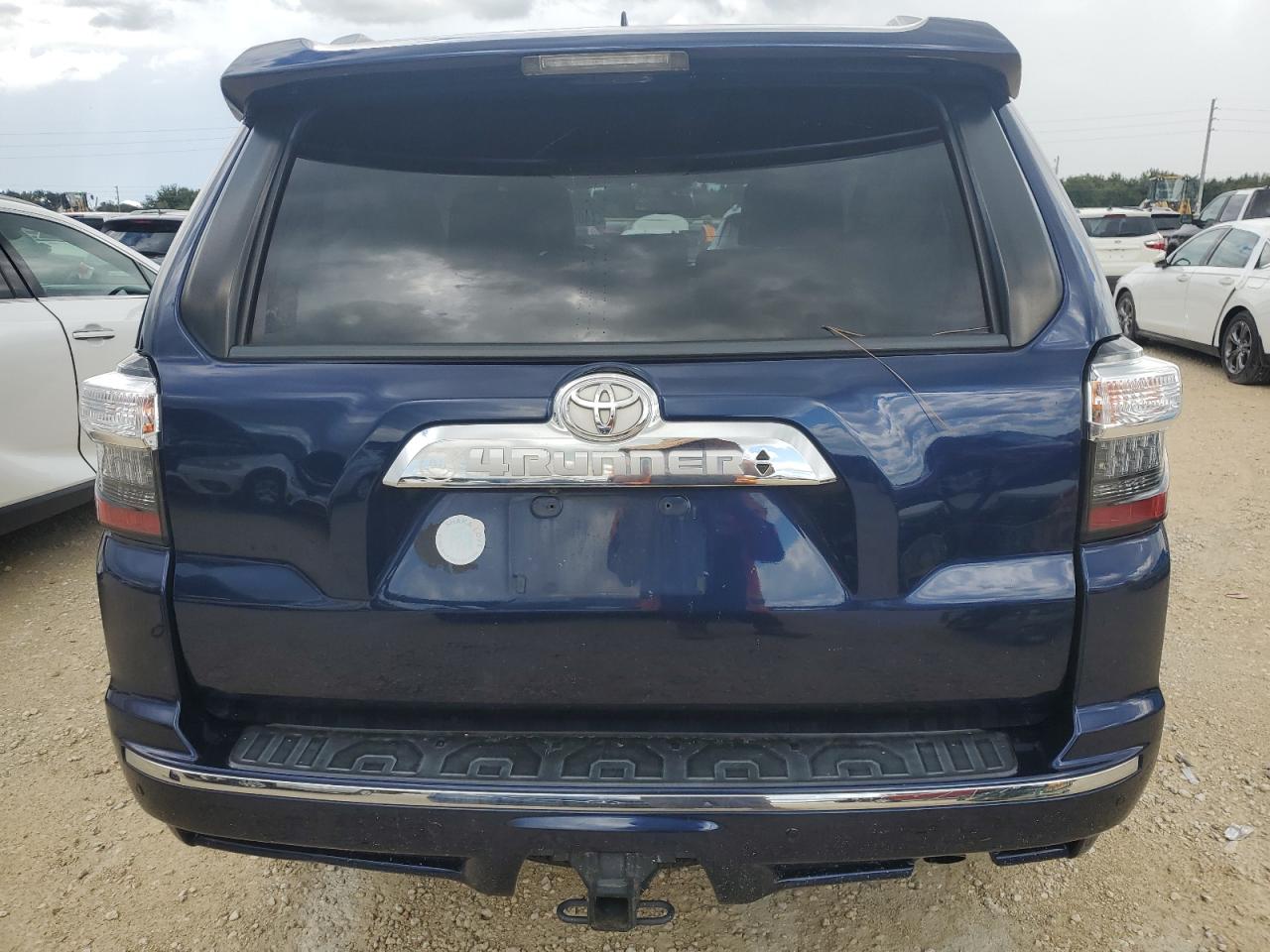 JTEBU5JR2J5539842 2018 Toyota 4Runner Sr5/Sr5 Premium