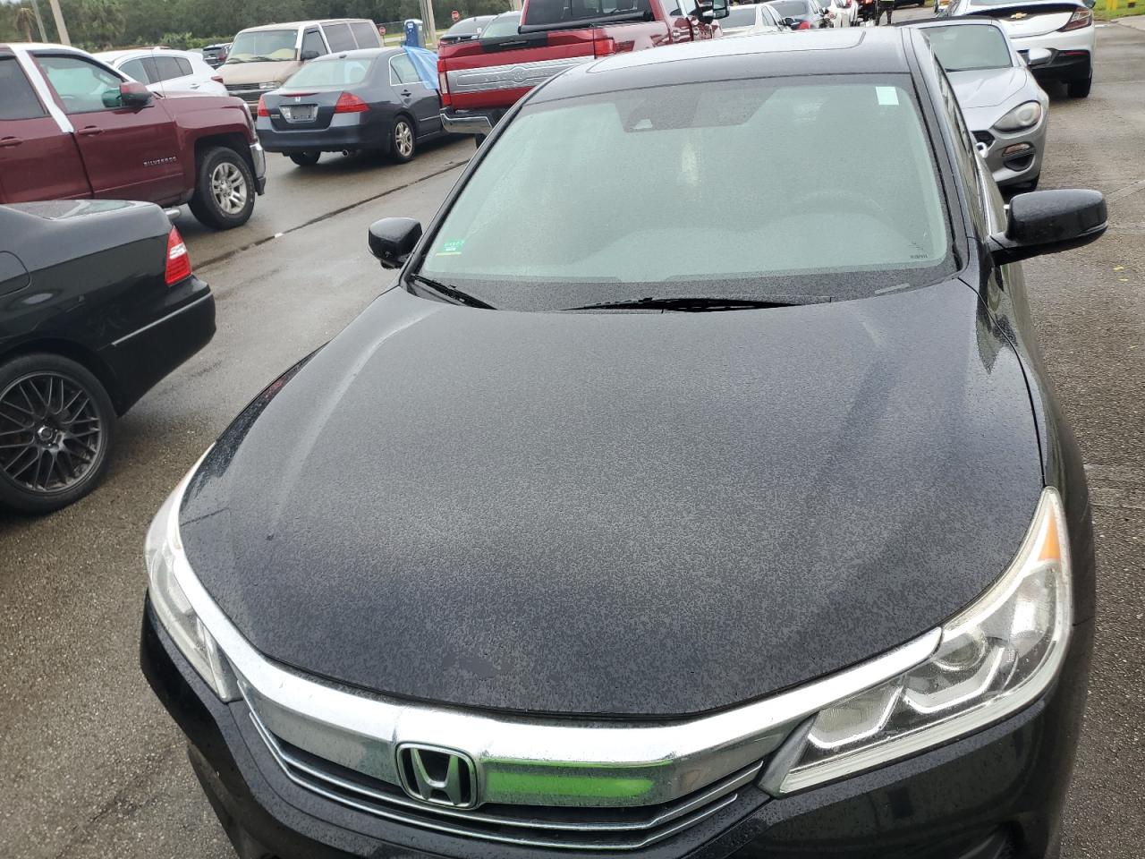 2016 Honda Accord - Image 5