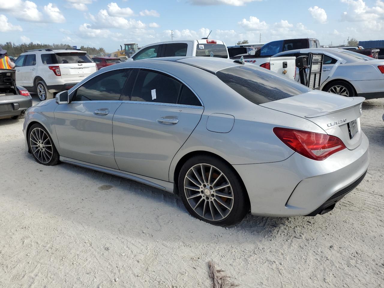 VIN WDDSJ4EB6GN378642 2016 MERCEDES-BENZ CLA-CLASS no.2