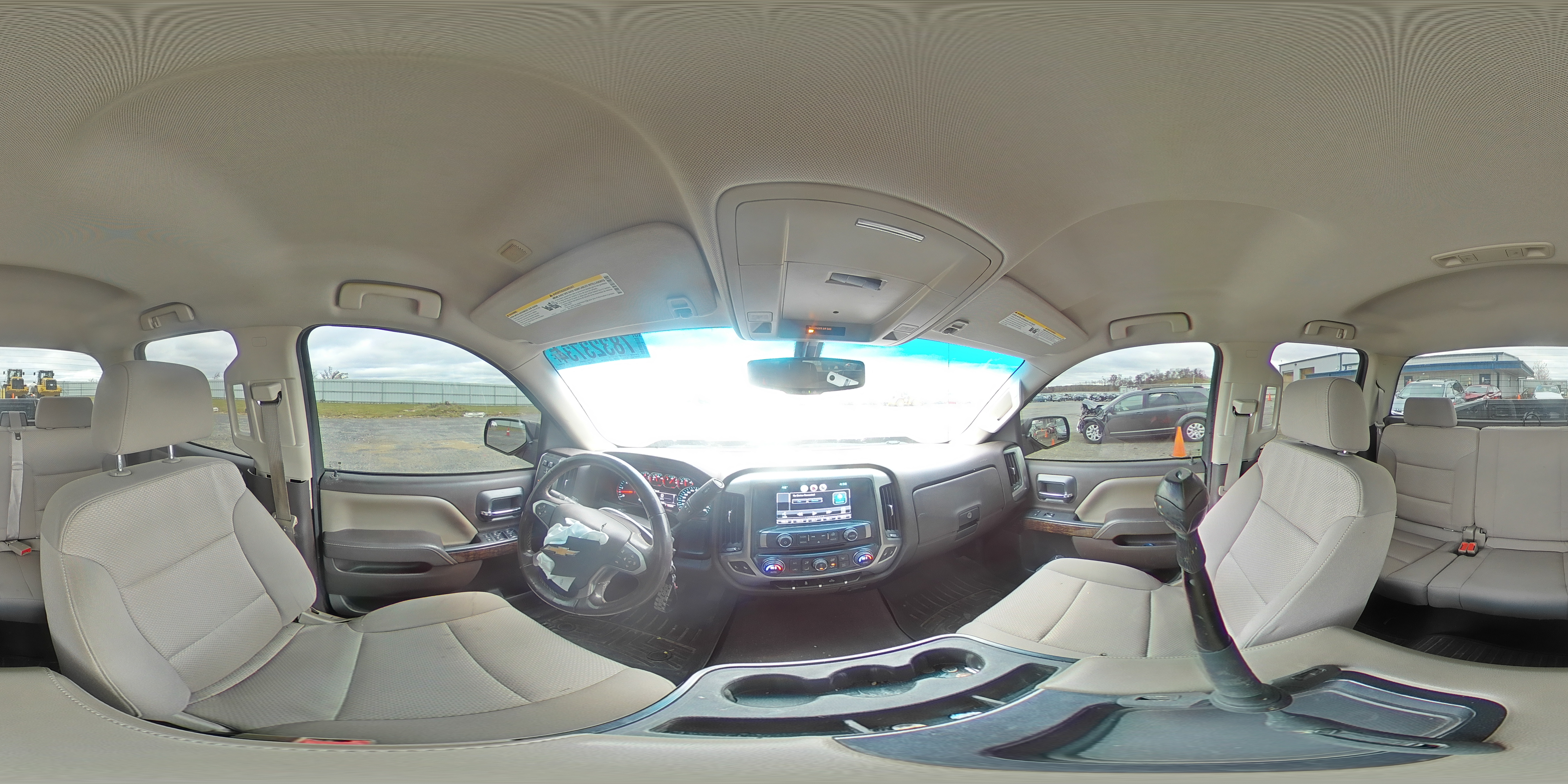 2016 Chevrolet Silverado - Image 13