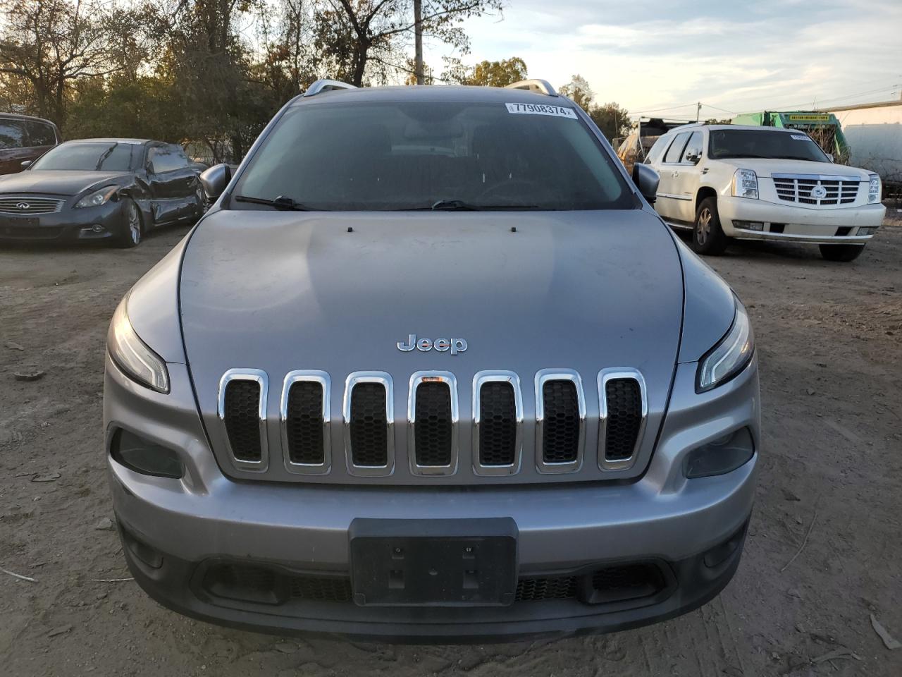 2015 Jeep Grand Cherokee - Image 5