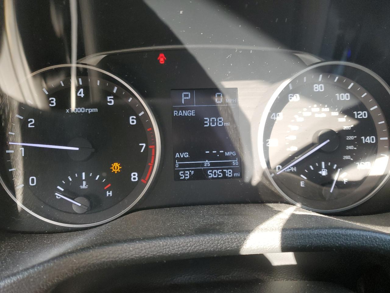 2018 Hyundai Elantra - Image 9