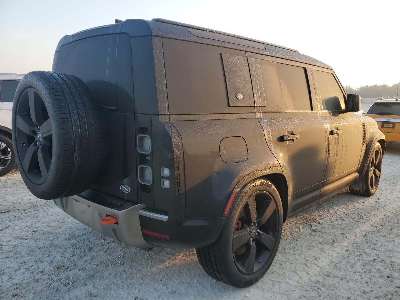 2021 Land Rover Defender - Image 3