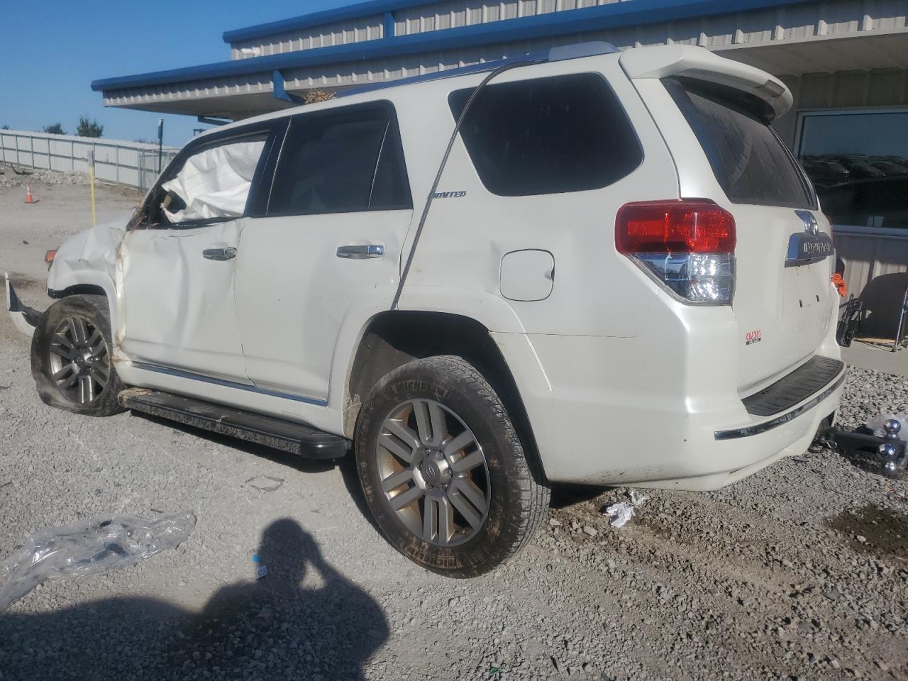 2011 Toyota 4Runner - Image 2