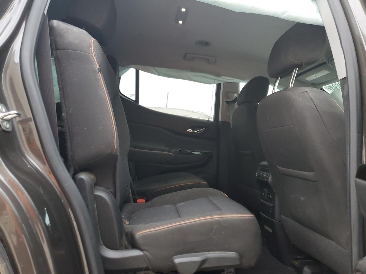 2020 GMC Acadia - Image 11
