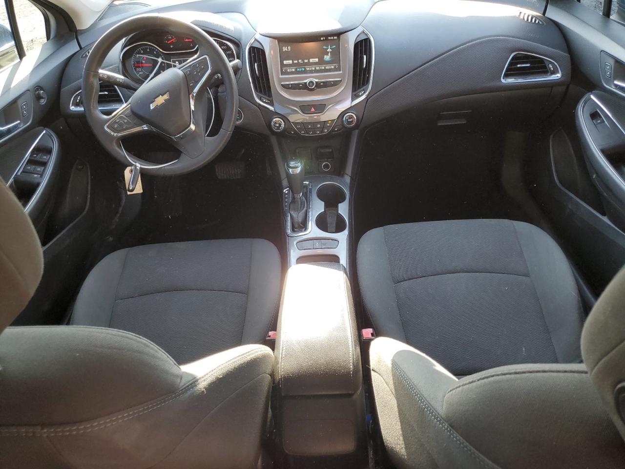 2016 Chevrolet Cruze - Image 8