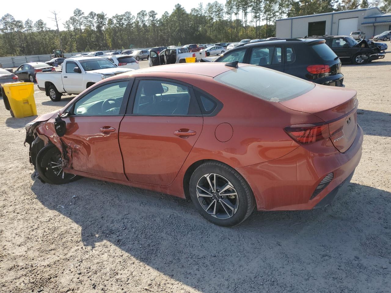 2023 Kia Forte - Image 2