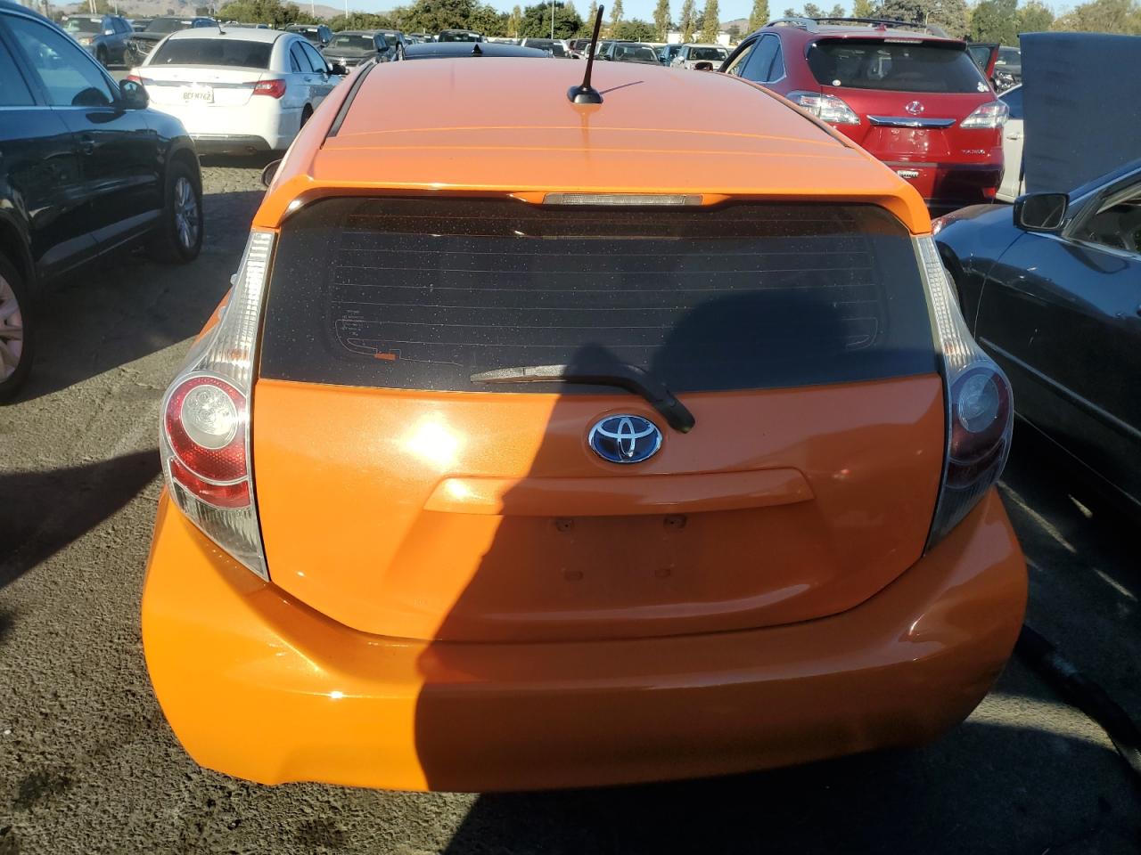 JTDKDTB34C1009692 2012 Toyota Prius C