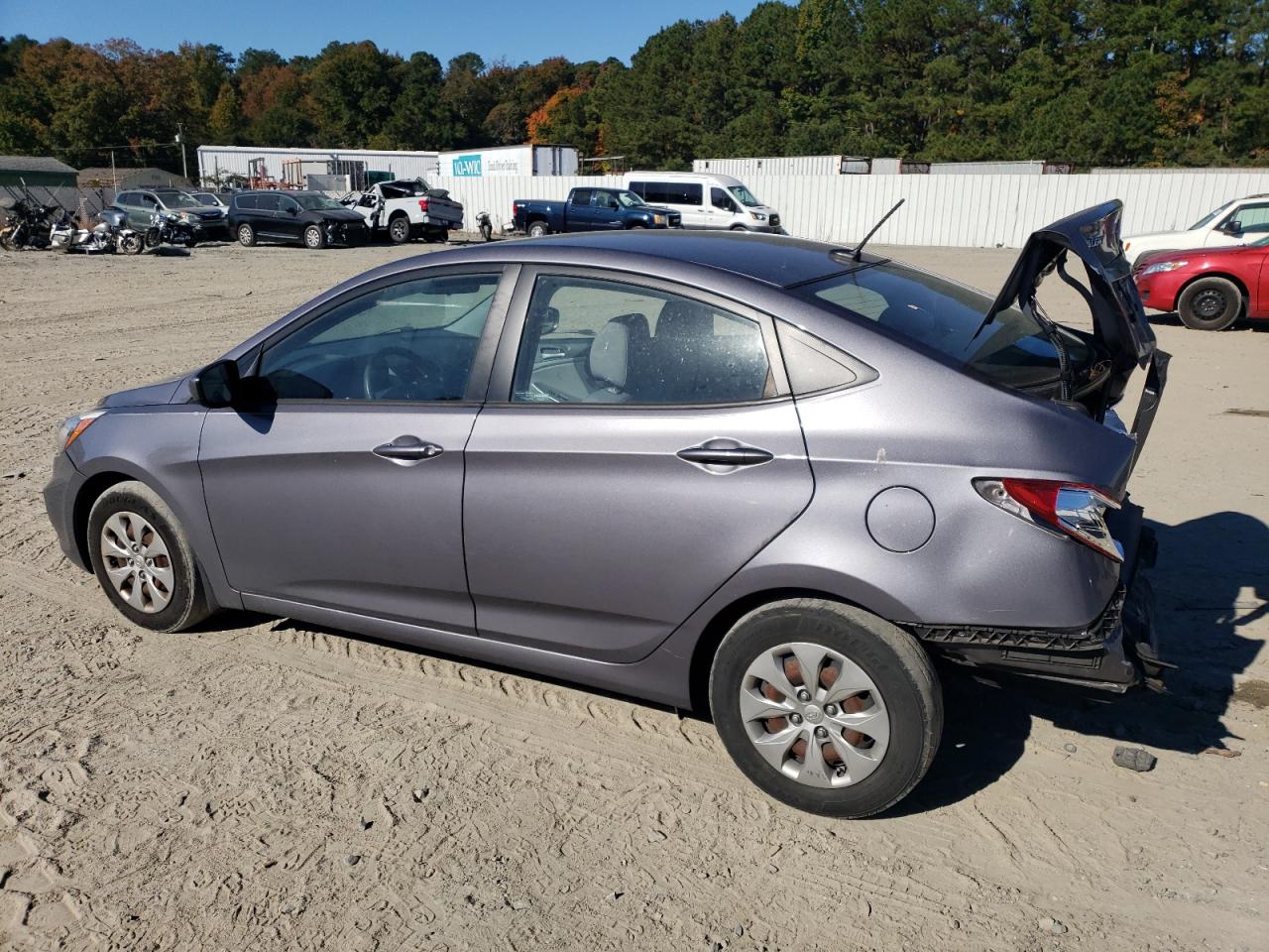 2016 Hyundai Accent - Image 2