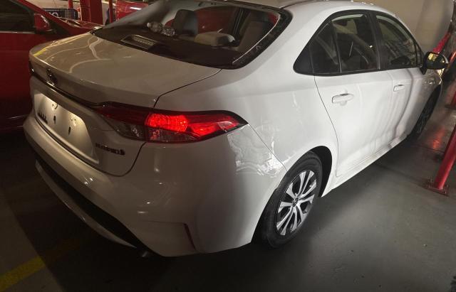  TOYOTA COROLLA 2021 Biały