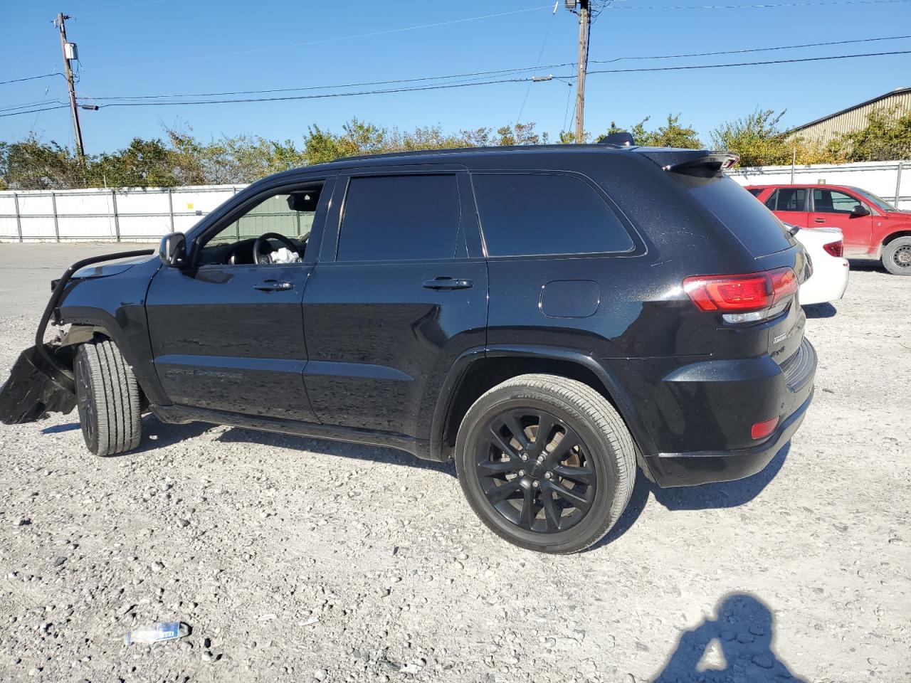 2019 Jeep Grand Cherokee - Image 2