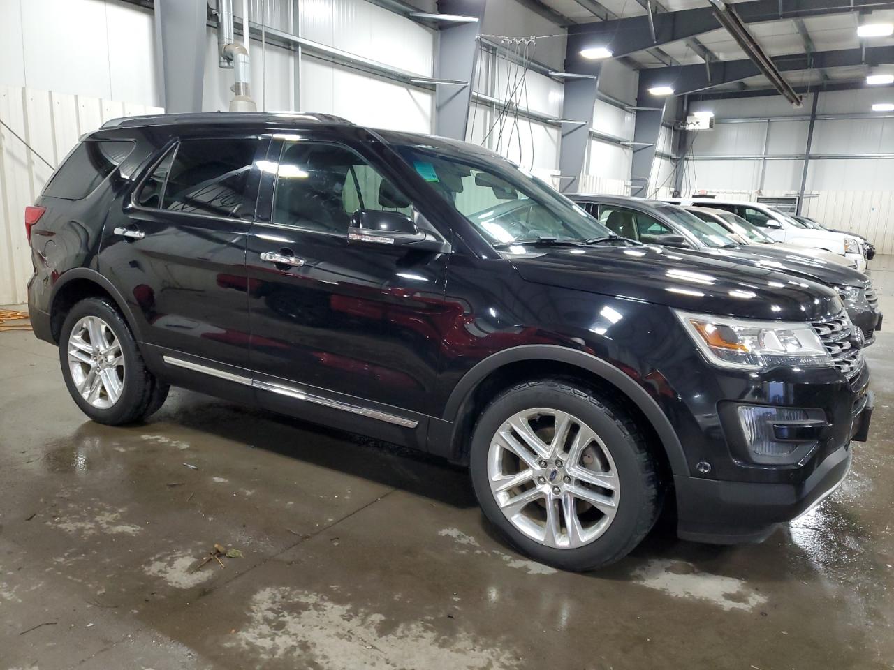 2016 Ford Explorer - Image 4