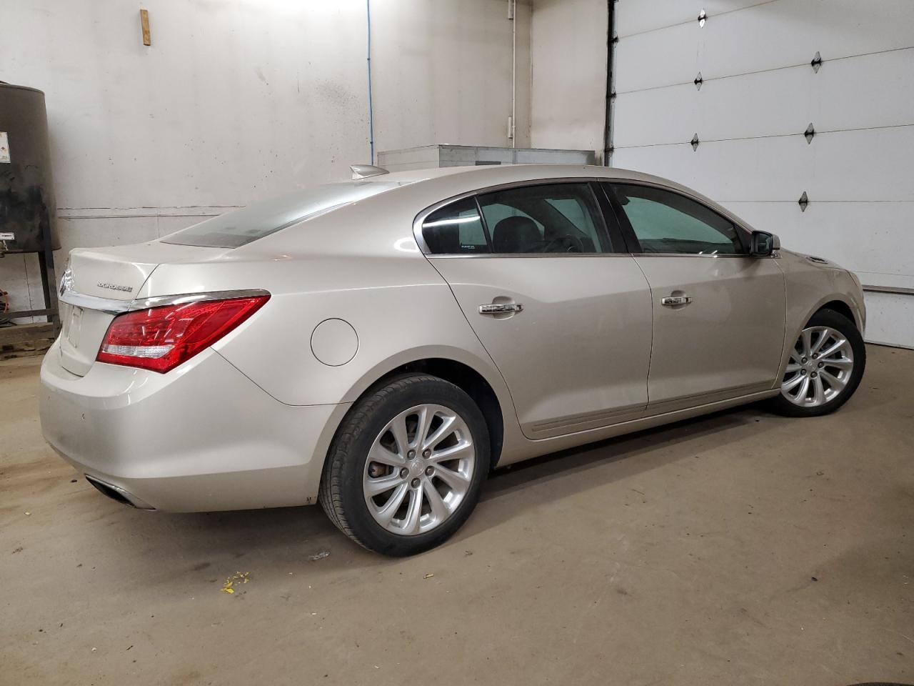 2015 Buick Lacrosse VIN: 1G4GB5G32FF227861 Lot: 75161064