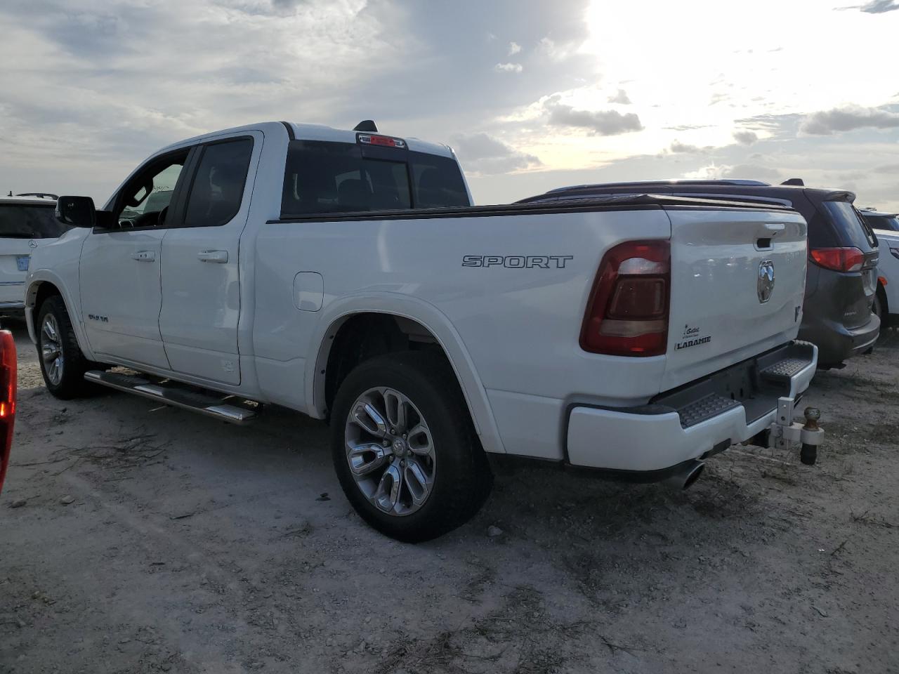 2020 RAM 1500 - Image 2