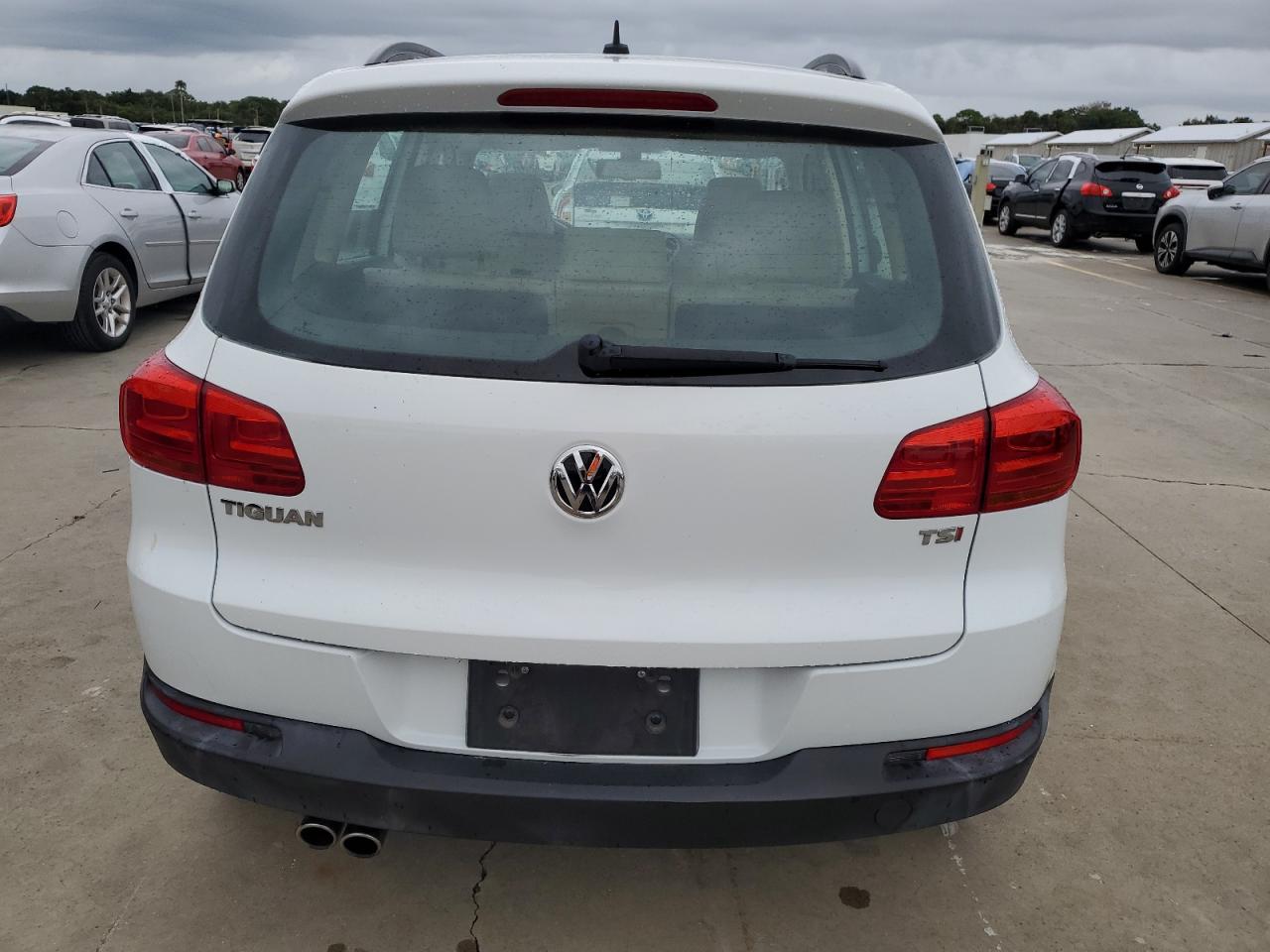 2016 Volkswagen Tiguan S VIN: WVGAV7AX9GW578238 Lot: 74868834