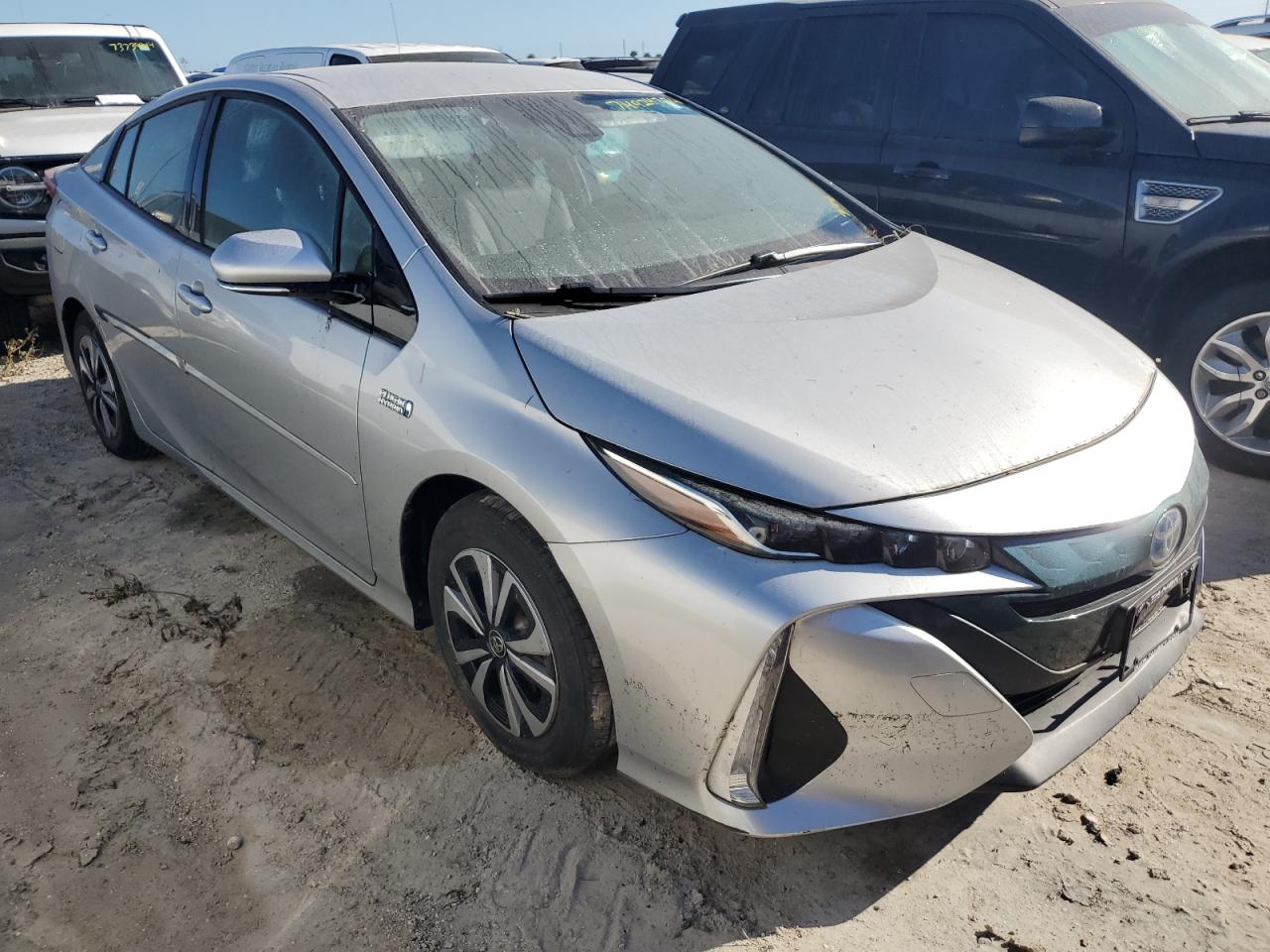 2018 Toyota Prius Prime VIN: JTDKARFP6J3075235 Lot: 74924774