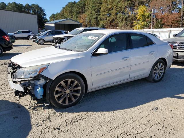  CHEVROLET MALIBU 2015 Biały