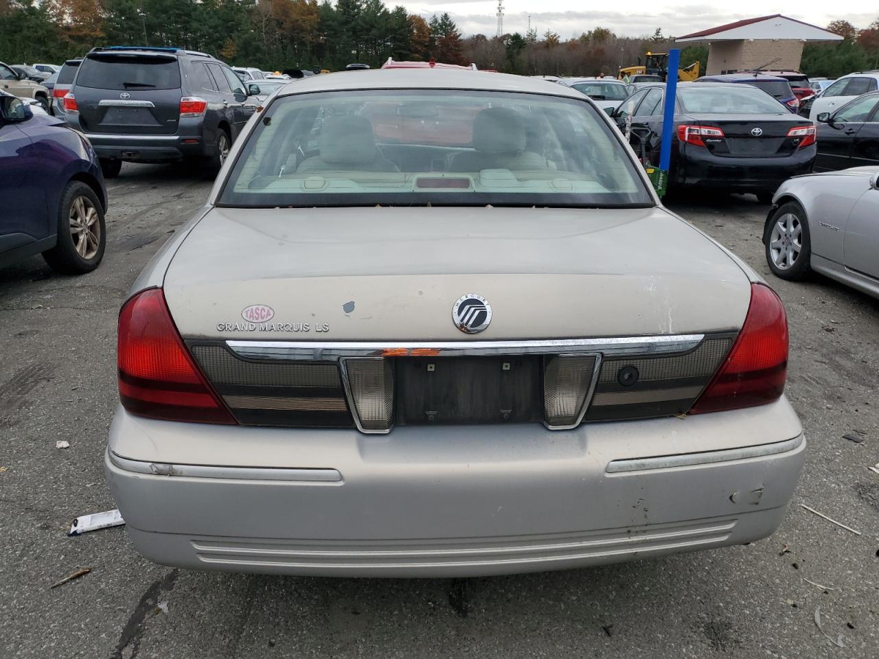 2008 Mercury Grand Marquis Ls VIN: 2MEHM75VX8X627224 Lot: 77035444